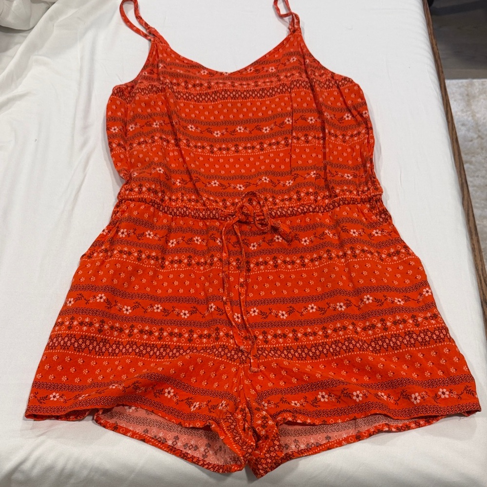 Old Navy Red Printed Spaghetti Strap Romper